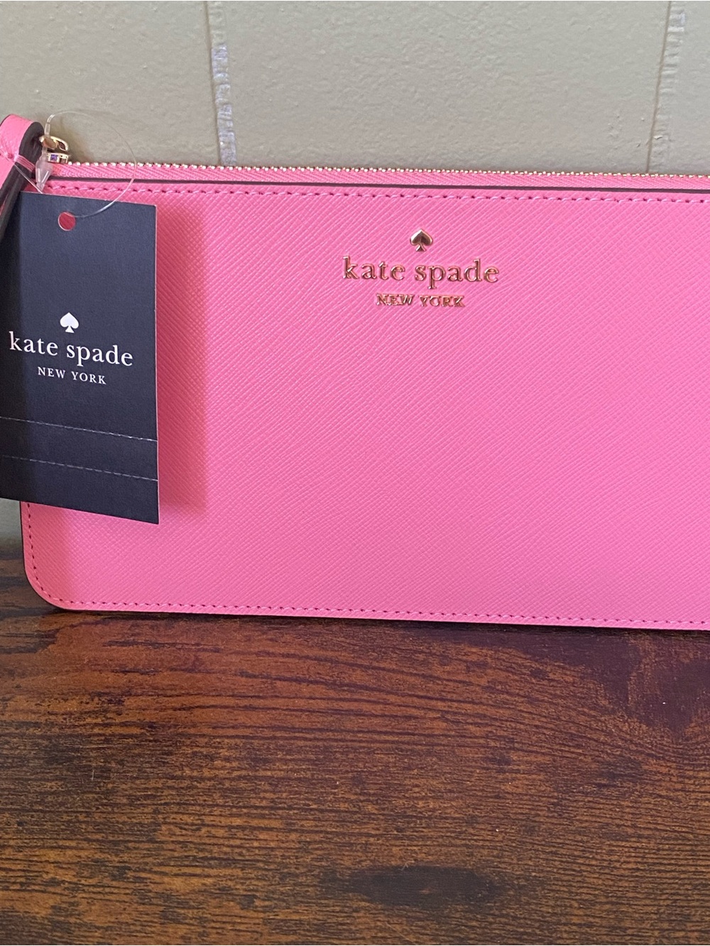 Kate Spade Hot Pink Zip Wristlet NWT - Picture 3 of 7